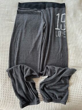 PINK Victoria's Secret Kids Charcoal Gray Pajama Pants with 'LOVE' Graphic